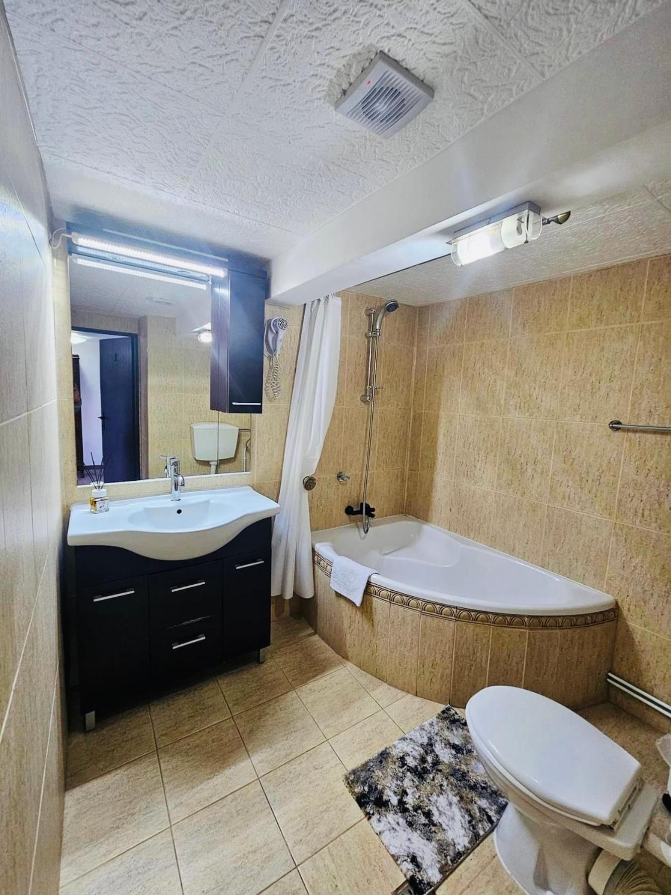 Complex Select Hotell Mediaş Exteriör bild